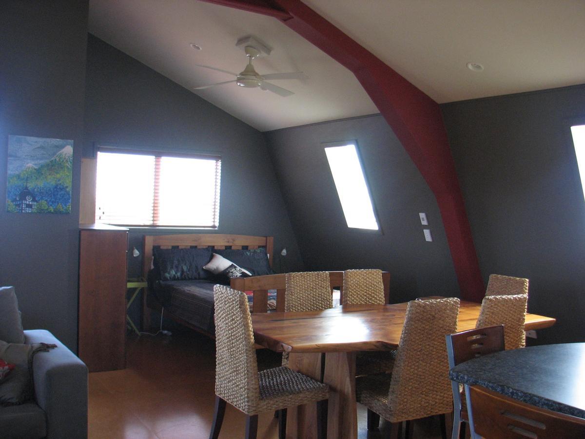 Barberry Hill Apartment สแตรทฟอร์ด ภายนอก รูปภาพ